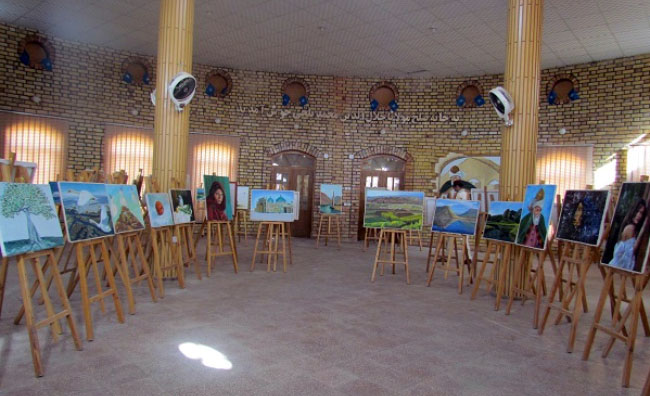  نمایشگاه نقاشی یک روزه تحت عنوان  «حریر» در شهر مزار شریف برگزار شد